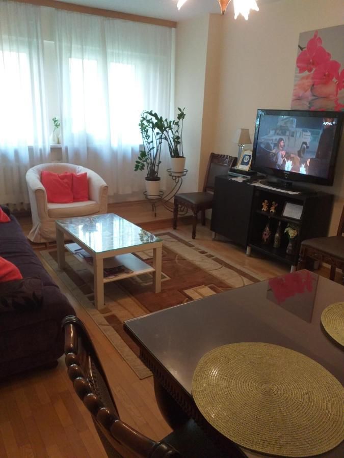 Проживание в семье Apartament Dymińska Варшава-8